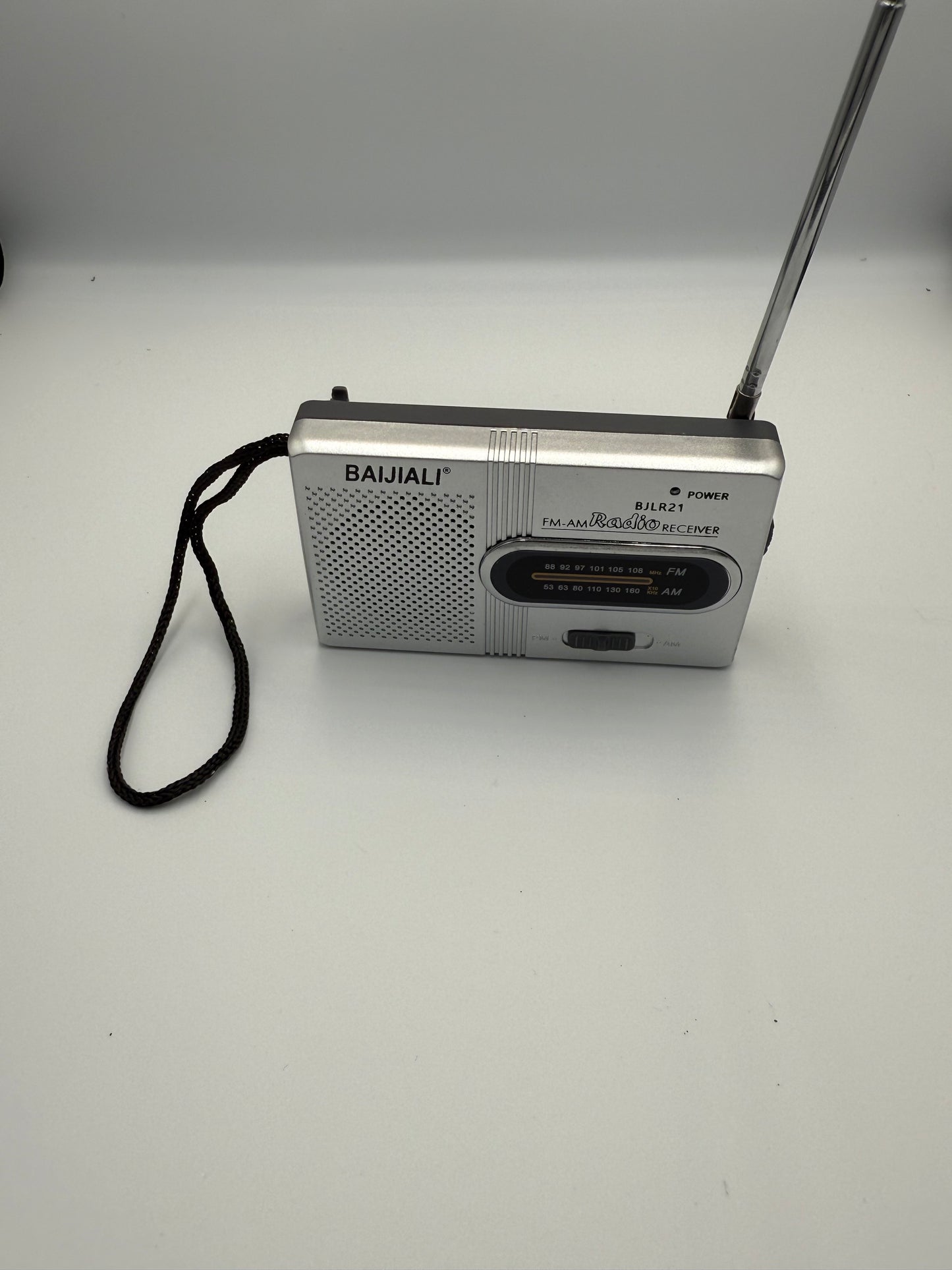 Noodradio FM/AM – Altijd Bereikbaar in Noodsituaties